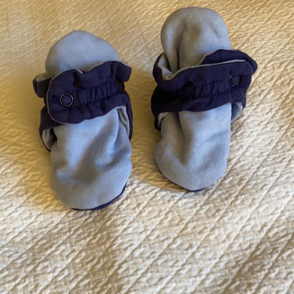Zutani baby booties
